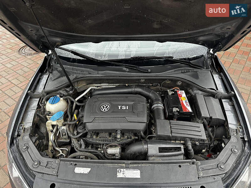 Седан Volkswagen Passat 2014 в Чернигове