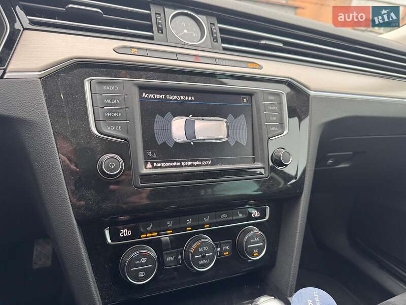 Универсал Volkswagen Passat 2017 в Запорожье фото 26 Универсал Volkswagen Passat 2017 в Запорожье