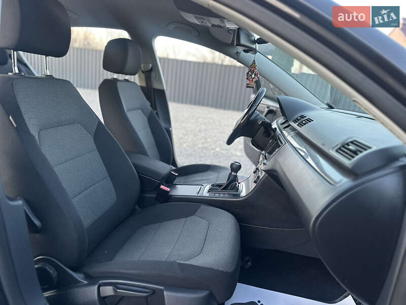 Седан Volkswagen Passat 2011 в Берегово фото 20 Седан Volkswagen Passat 2011 в Берегово