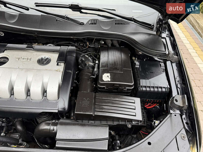 Универсал Volkswagen Passat 2005 в Косове