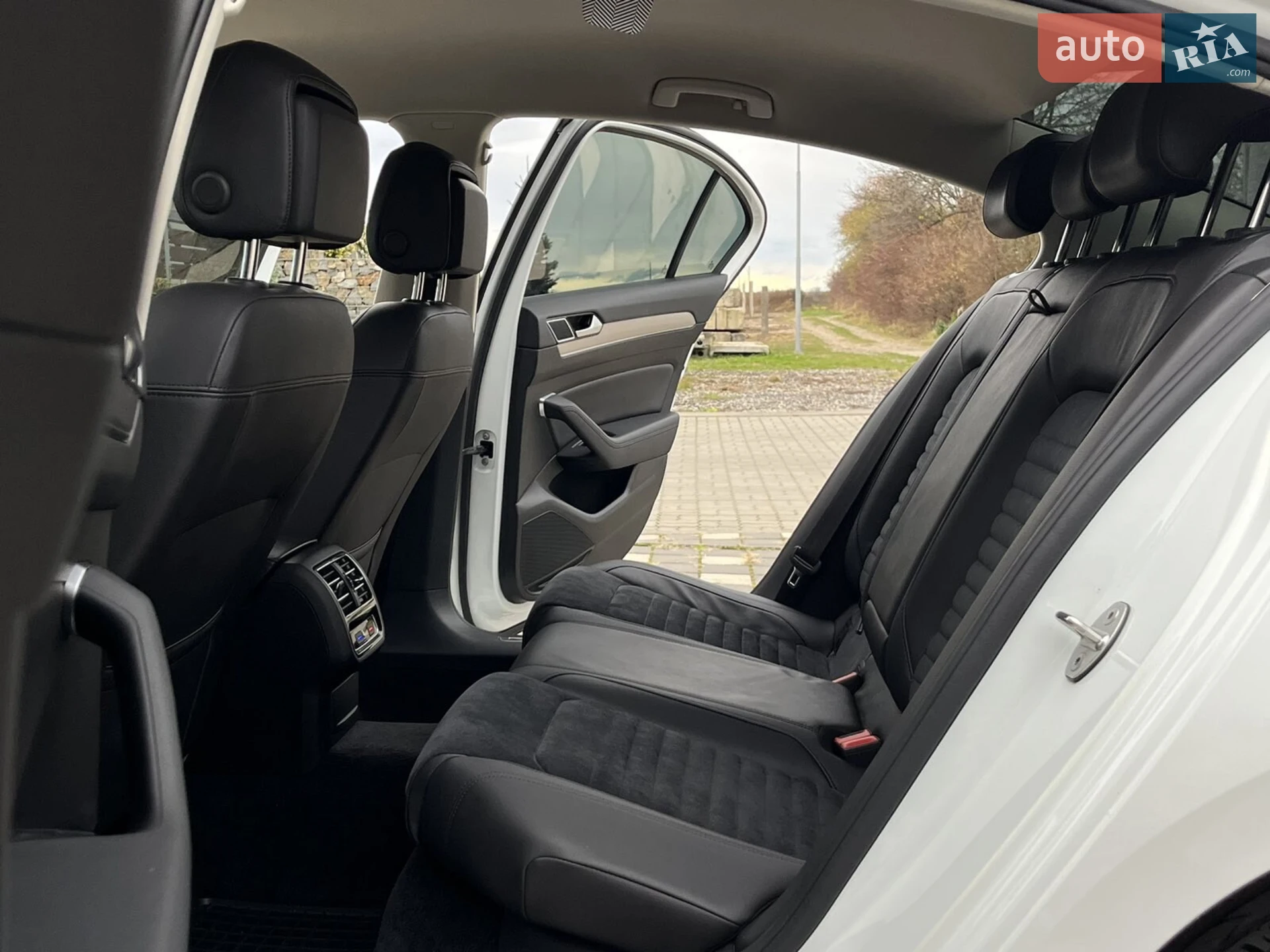 2016 Volkswagen Passat - мініатюра 35