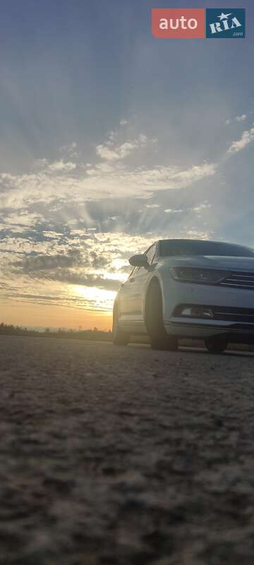 Седан Volkswagen Passat 2016 в Стрию фото 42 Седан Volkswagen Passat 2016 в Стрию