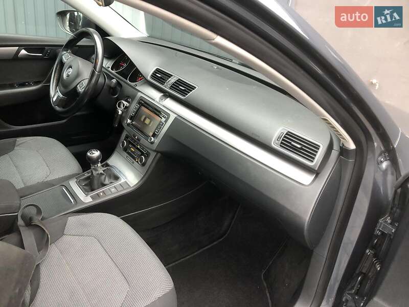 Седан Volkswagen Passat 2010 в Ивано-Франковске фото 18 Седан Volkswagen Passat 2010 в Ивано-Франковске