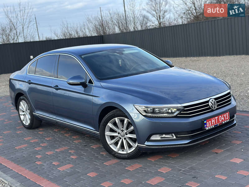 Седан Volkswagen Passat 2016 в Береговому фото 11 Седан Volkswagen Passat 2016 в Береговому
