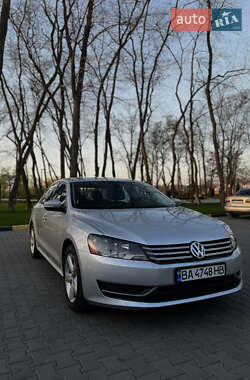 Седан Volkswagen Passat 2012 в Александрие