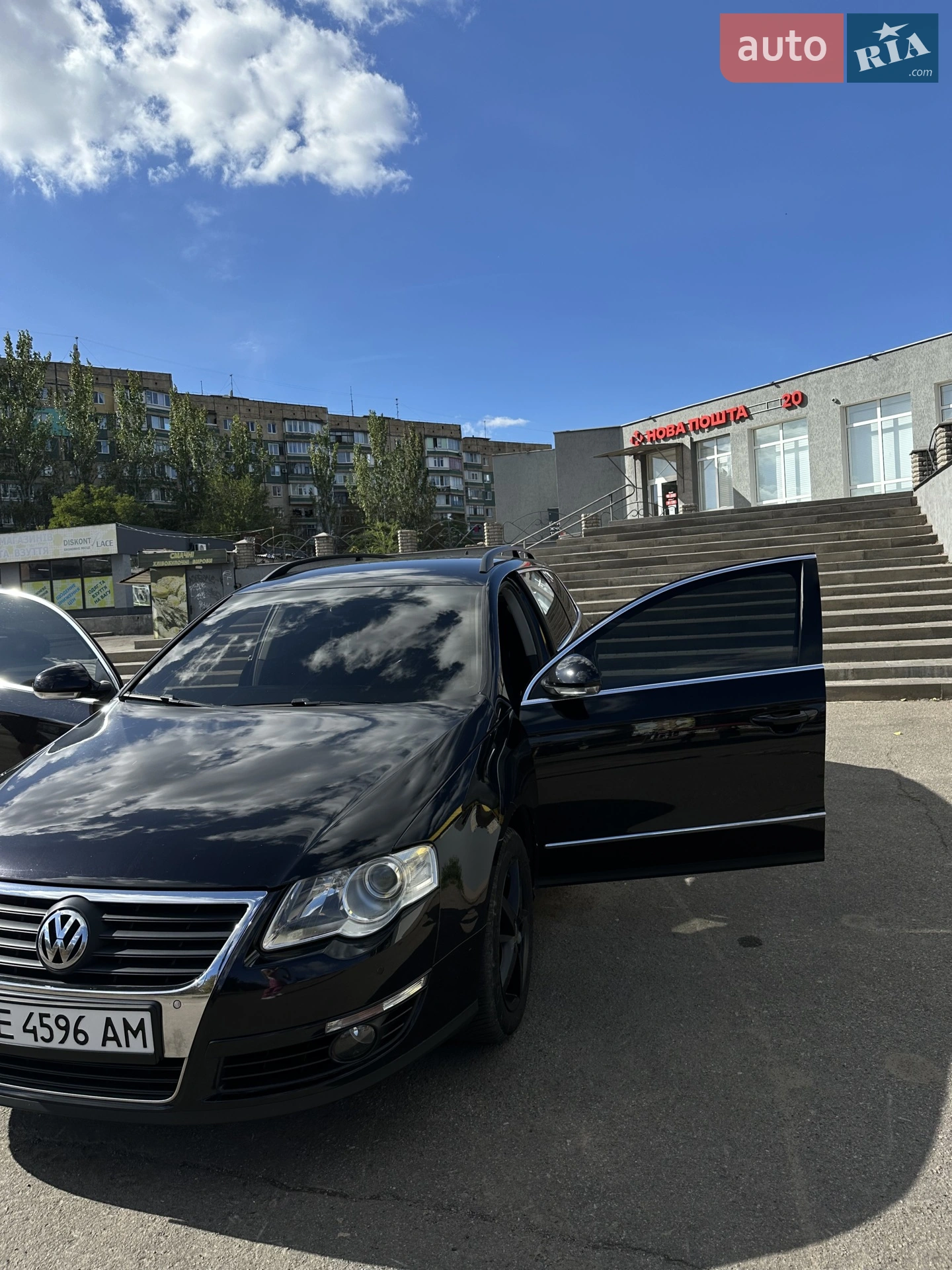 2010 Volkswagen Passat - мініатюра 5