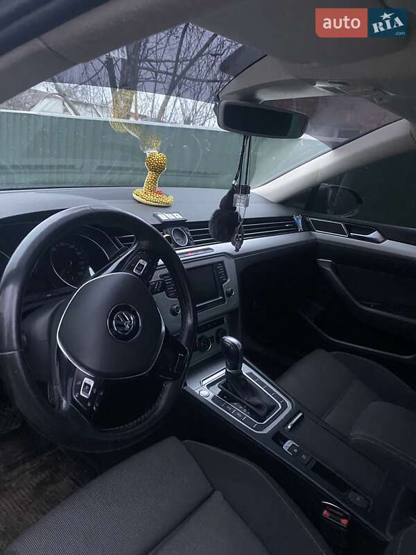 Универсал Volkswagen Passat 2016 в Новоархангельске фото 6 Универсал Volkswagen Passat 2016 в Новоархангельске