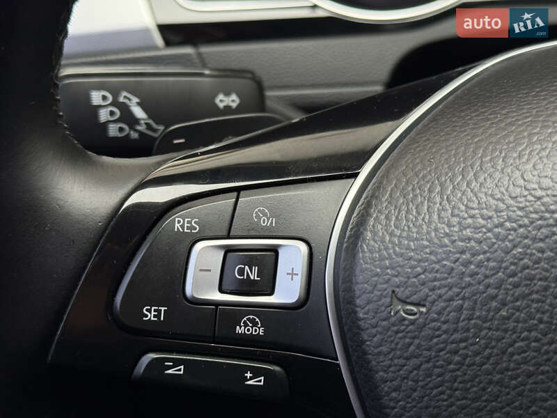 Седан Volkswagen Passat 2015 в Звягеле фото 26 Седан Volkswagen Passat 2015 в Звягеле