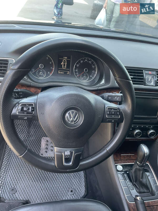 Седан Volkswagen Passat 2012 в Кривому Розі фото 11 Седан Volkswagen Passat 2012 в Кривому Розі