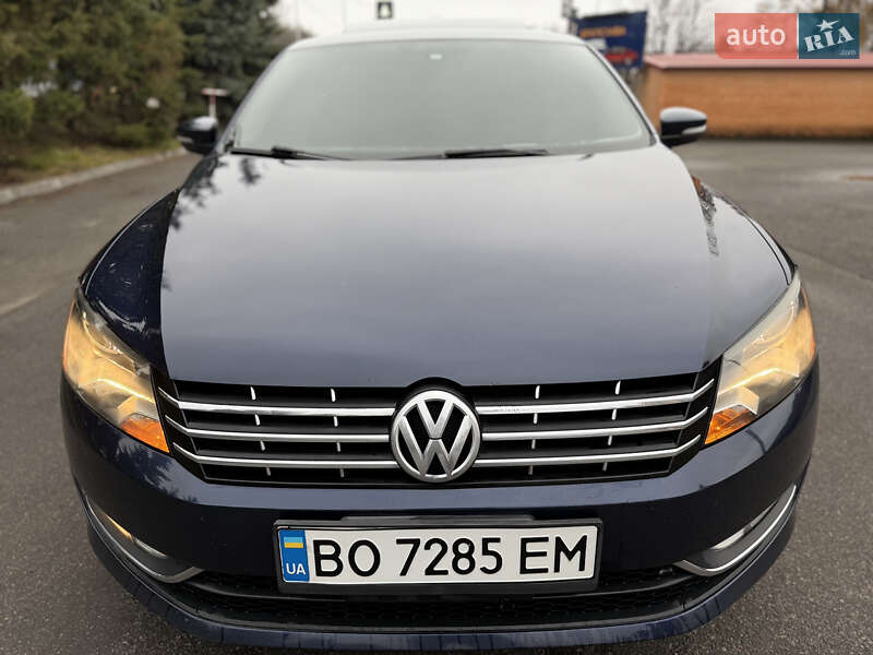 Седан Volkswagen Passat 2014 в Тернополе