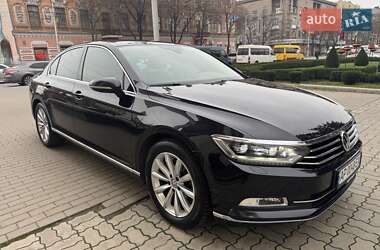 Седан Volkswagen Passat 2016 в Запоріжжі