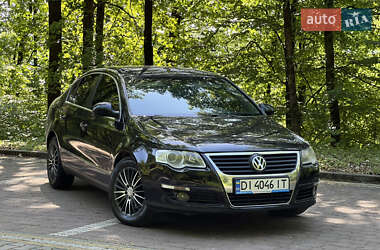 Седан Volkswagen Passat 2006 в Сваляве