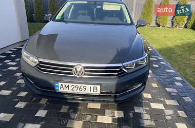 Універсал Volkswagen Passat 2018 в Звягелі