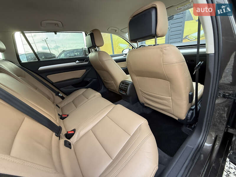 Універсал Volkswagen Passat 2015 в Стрию фото 35 Універсал Volkswagen Passat 2015 в Стрию