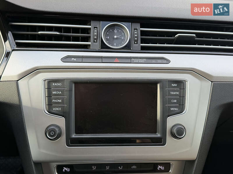 Універсал Volkswagen Passat 2015 в Стрию фото 55 Універсал Volkswagen Passat 2015 в Стрию