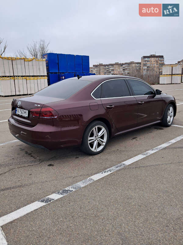 Седан Volkswagen Passat 2014 в Кривом Роге