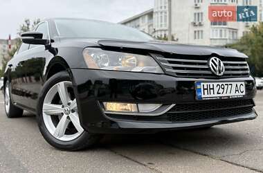 Седан Volkswagen Passat 2015 в Одессе