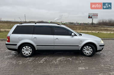 Универсал Volkswagen Passat 2002 в Городке