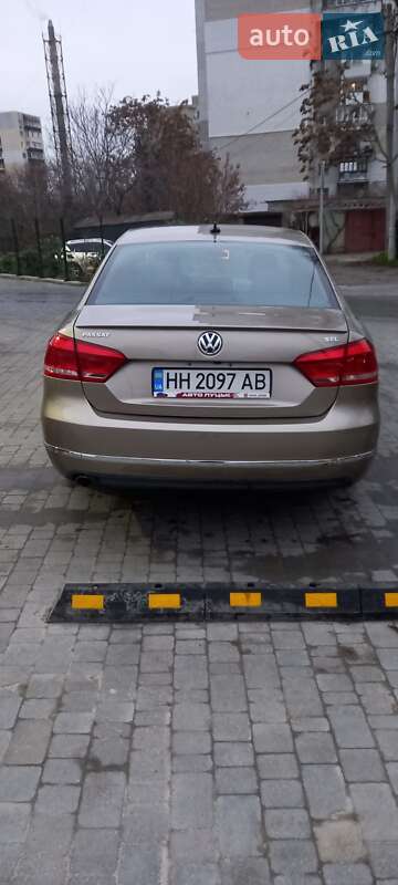Седан Volkswagen Passat 2014 в Одесі