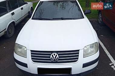 Седан Volkswagen Passat 2002 в Заречном