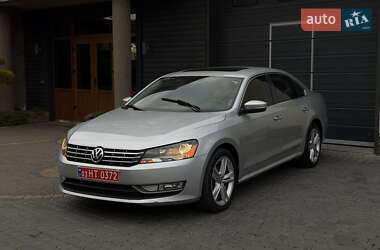 Седан Volkswagen Passat 2013 в Дубні
