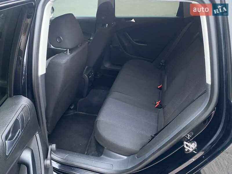 Универсал Volkswagen Passat 2008 в Львове фото 13 Универсал Volkswagen Passat 2008 в Львове