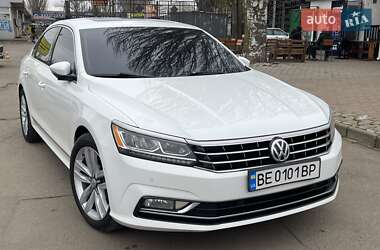 Седан Volkswagen Passat 2016 в Николаеве