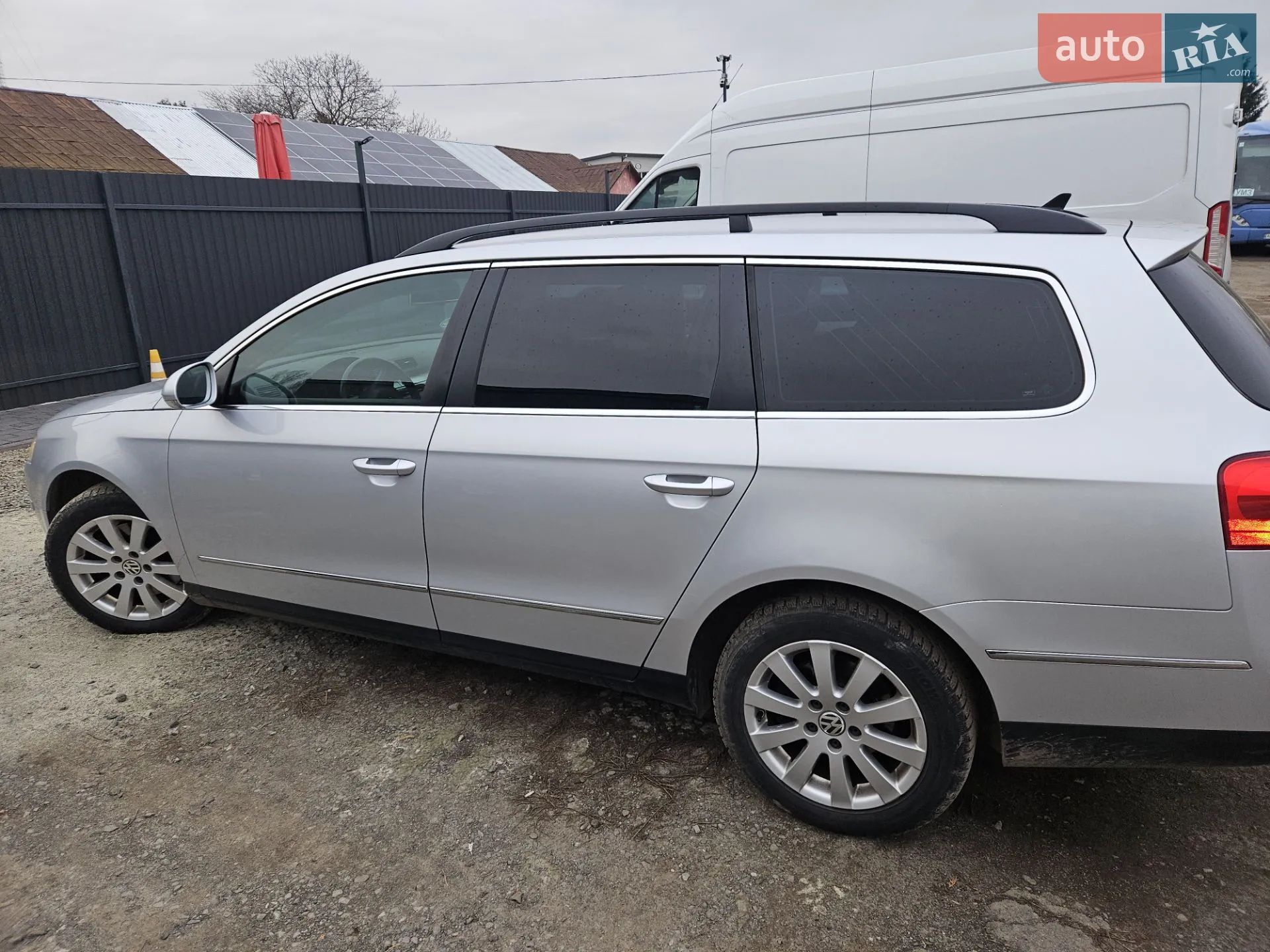 2010 Volkswagen Passat - мініатюра 2