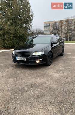 Универсал Volkswagen Passat 2006 в Ровно