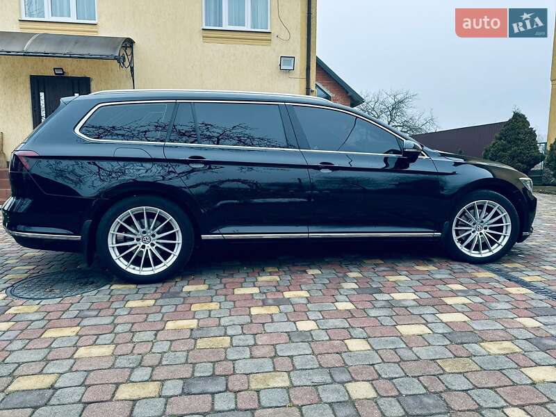 Универсал Volkswagen Passat 2018 в Львове фото 6 Универсал Volkswagen Passat 2018 в Львове