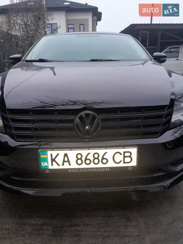 Седан Volkswagen Passat 2013 в Киеве