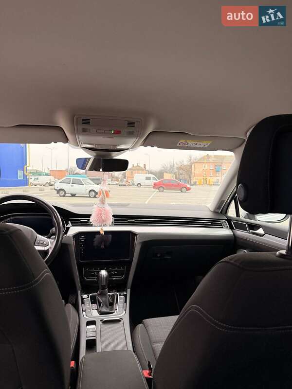 Универсал Volkswagen Passat 2020 в Виннице