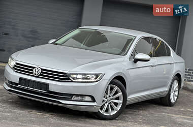 Седан Volkswagen Passat 2017 в Вінниці