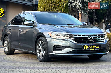 Седан Volkswagen Passat 2020 в Львове