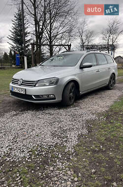 Универсал Volkswagen Passat 2012 в Самборе