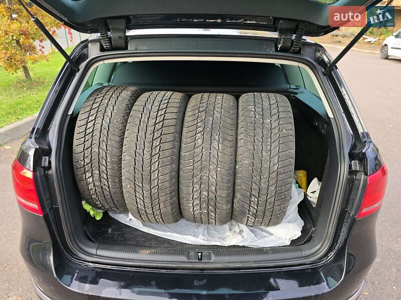 Универсал Volkswagen Passat 2011 в Луцке фото 15 Универсал Volkswagen Passat 2011 в Луцке