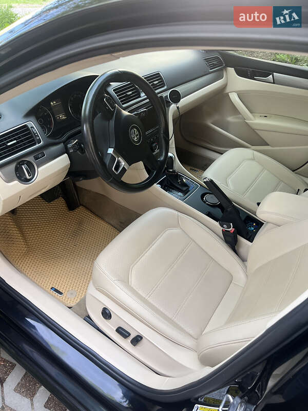 Седан Volkswagen Passat 2015 в Івано-Франківську фото 14 Седан Volkswagen Passat 2015 в Івано-Франківську