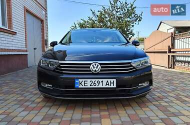 Універсал Volkswagen Passat 2017 в Дніпрі