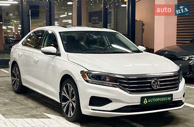 Седан Volkswagen Passat 2020 в Києві