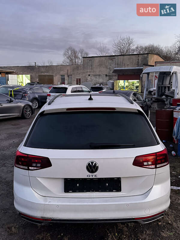 Volkswagen Passat 2021