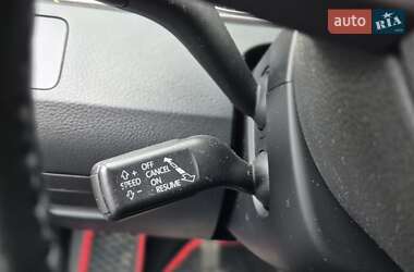 Универсал Volkswagen Passat 2011 в Хмельницком