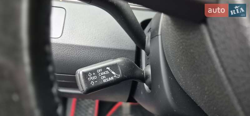 Універсал Volkswagen Passat 2011 в Хмельницькому