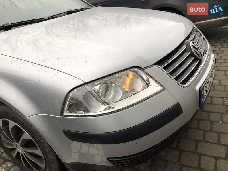 Универсал Volkswagen Passat 2003 в Львове