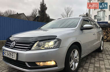 Універсал Volkswagen Passat 2013 в Кременці