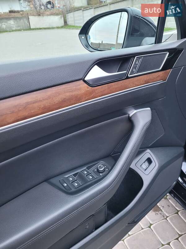 Седан Volkswagen Passat 2017 в Первомайске