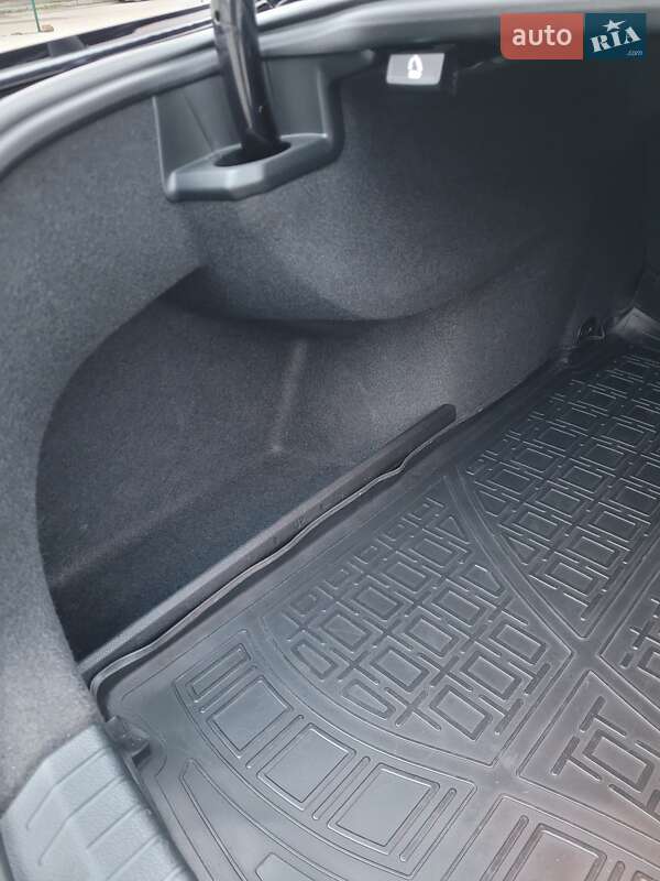 Седан Volkswagen Passat 2017 в Первомайске