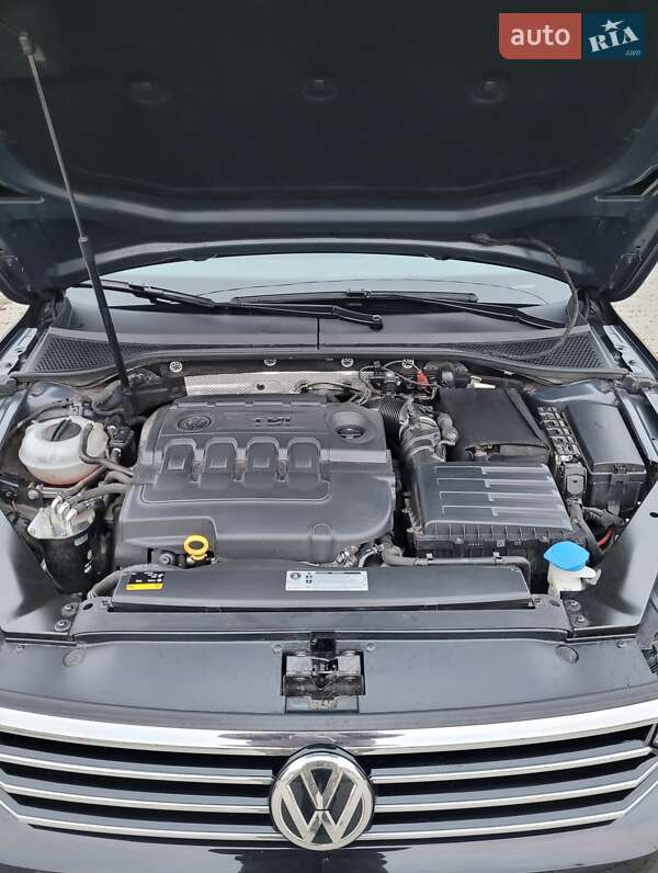 Седан Volkswagen Passat 2017 в Первомайске