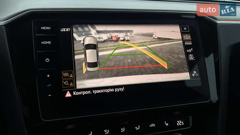 Седан Volkswagen Passat 2019 в Львове