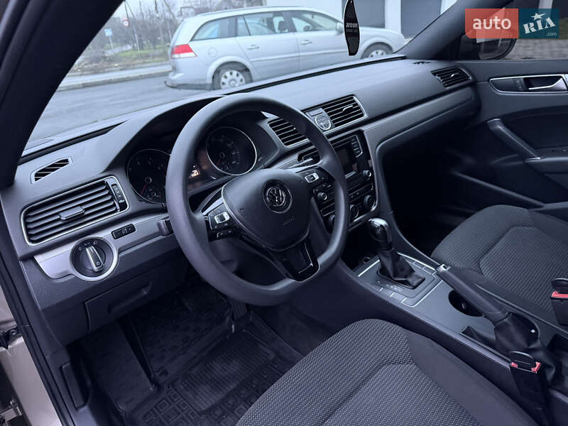 Седан Volkswagen Passat 2016 в Черкассах фото 12 Седан Volkswagen Passat 2016 в Черкассах