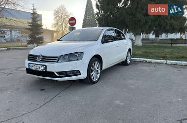 Седан Volkswagen Passat 2012 в Виннице
